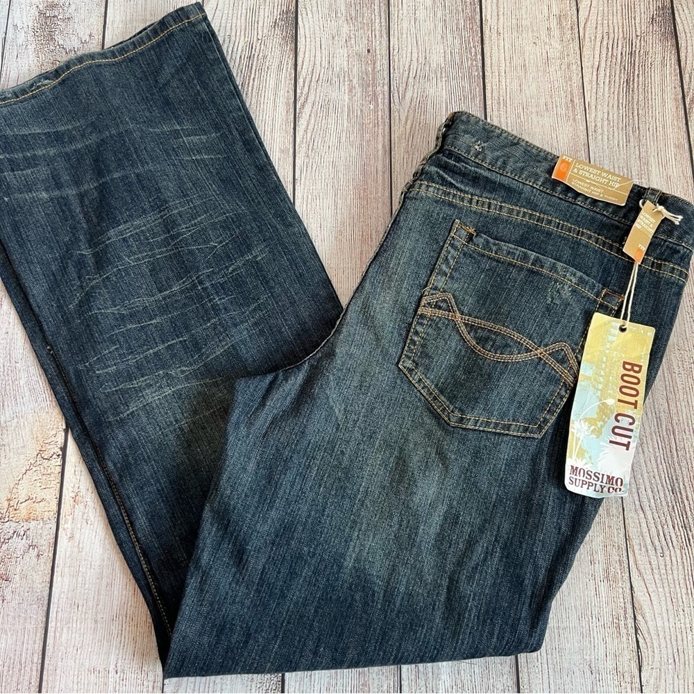 Mossimo Bootcut Straight Hip Jeans 17 Short